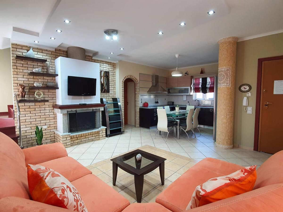 Villa Smeralda Sarandë エクステリア 写真