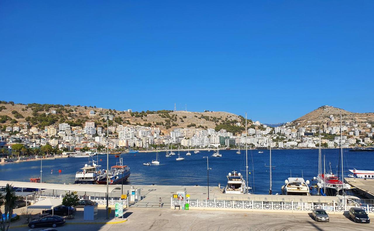 Villa Smeralda Sarandë エクステリア 写真