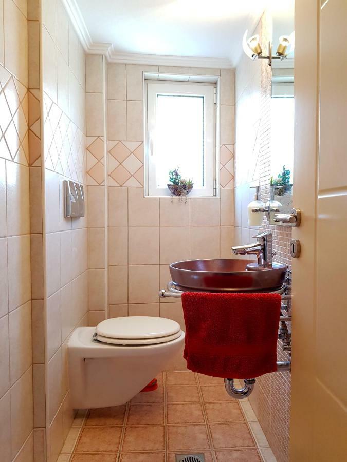 Villa Smeralda Sarandë エクステリア 写真